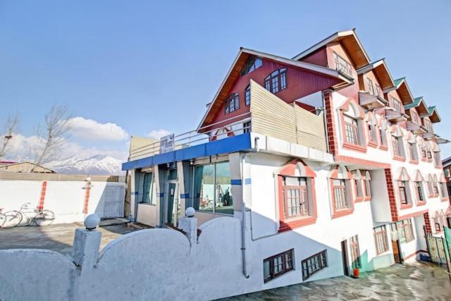 Hotel Grand City Heart Srīnagar Esterno foto
