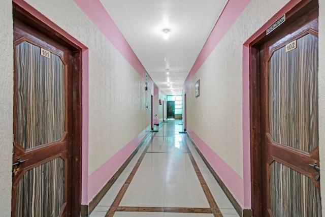 Hotel Grand City Heart Srīnagar Esterno foto